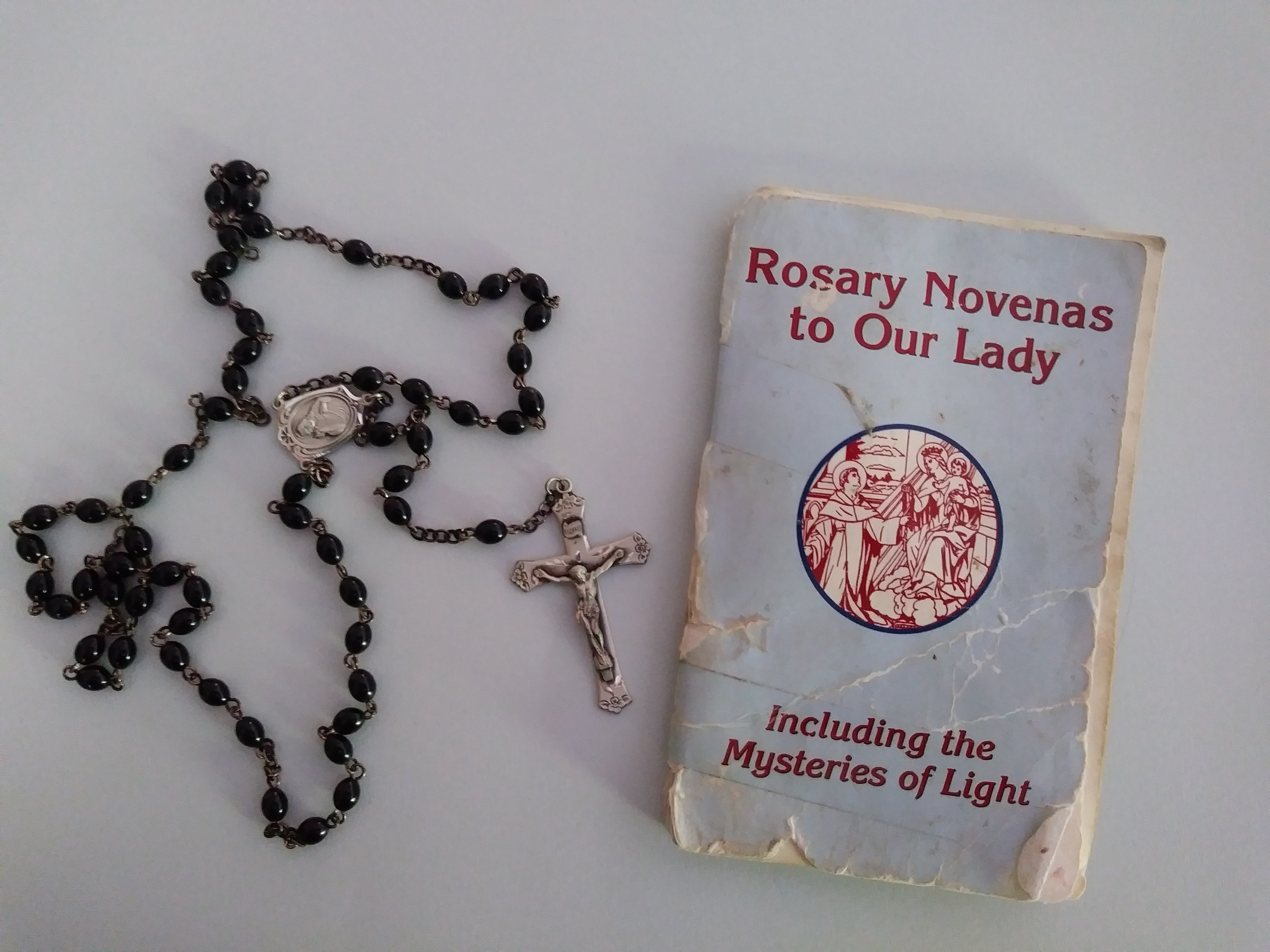 My Rosary Story The Gift and Power of a 54Day Rosary Novena